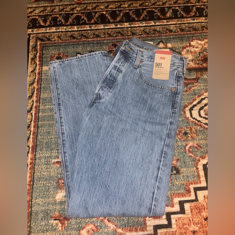 Men’s Levi’s 401 - 32 x 30